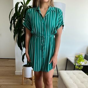 FOREVER 21: Women’s Green Pin-Stripe Collar Button-Down Dress